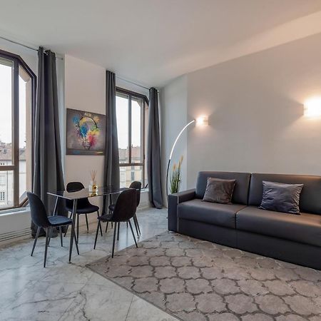 Milan Royal Suites - Duomo Santo Stefano Buitenkant foto