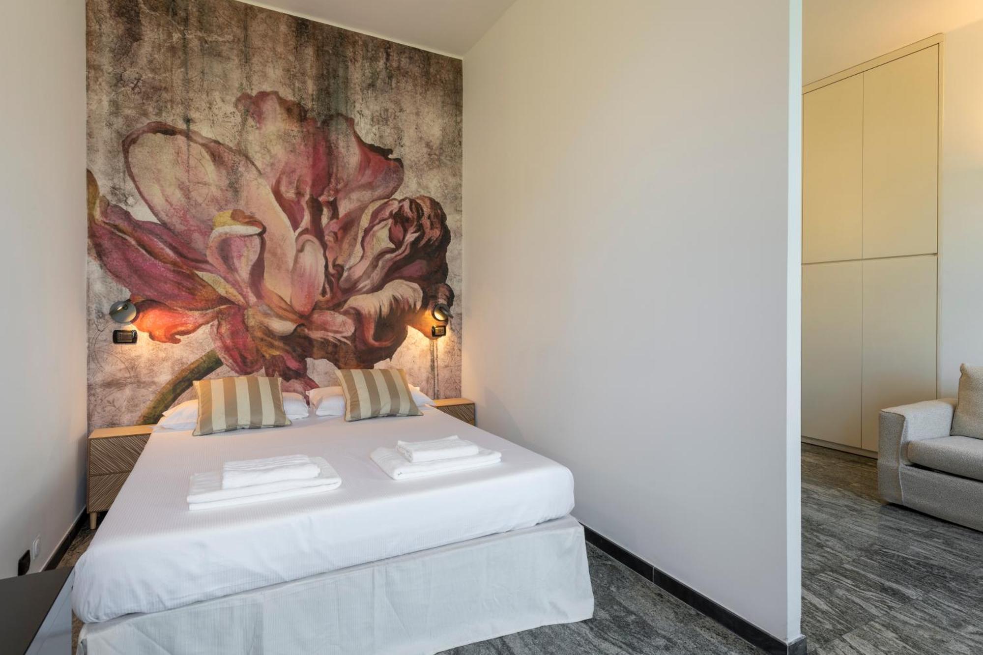 Milan Royal Suites - Duomo Santo Stefano Buitenkant foto
