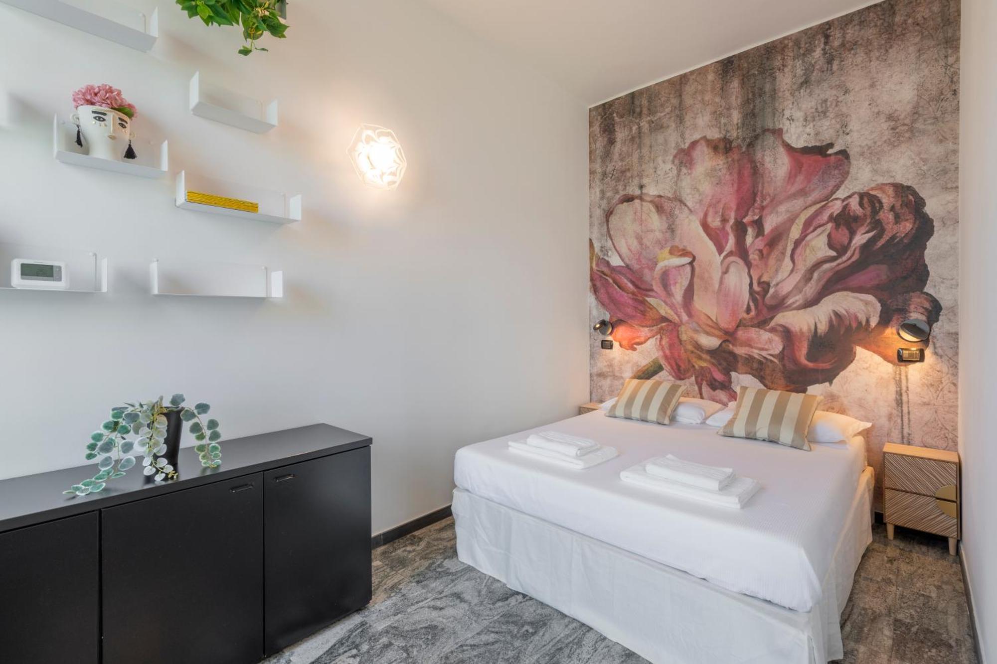 Milan Royal Suites - Duomo Santo Stefano Buitenkant foto