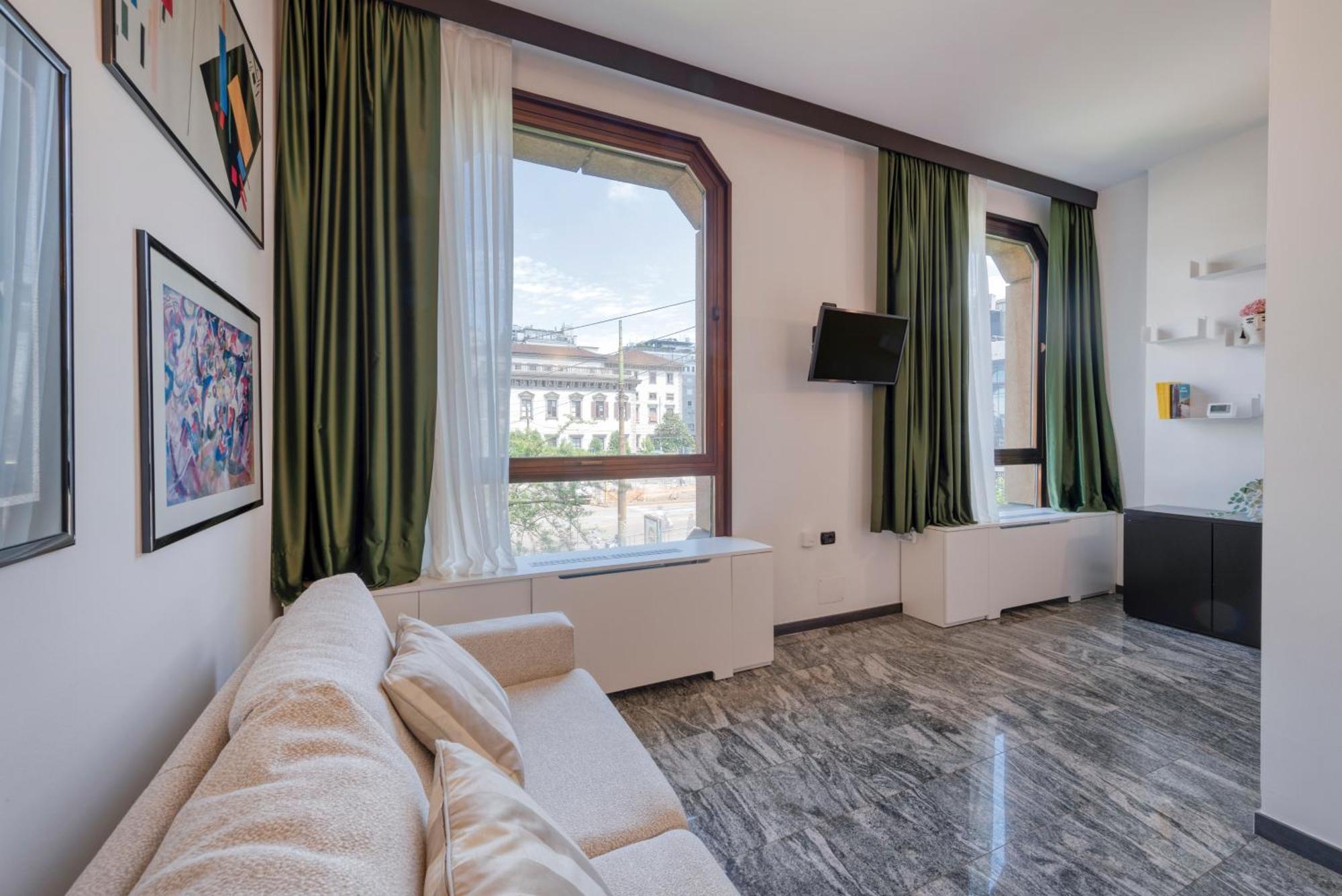 Milan Royal Suites - Duomo Santo Stefano Buitenkant foto